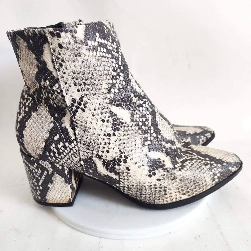 Madden Girl Ankle Boots‎ Size 8.5 Snakeskin Vegan Faux Leather Block Heel Dafni